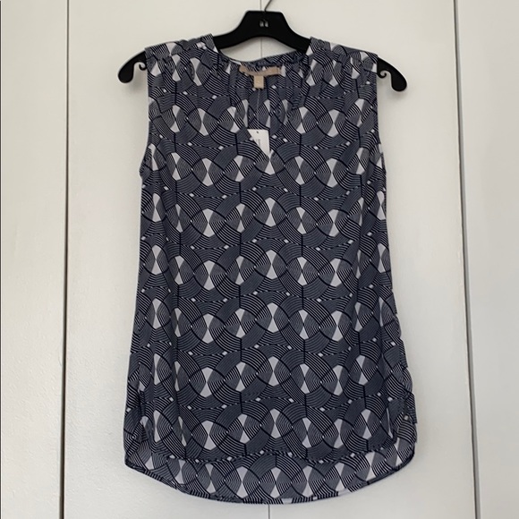 Banana Republic Tops - Banana Republic V-Neck Tank- NEW